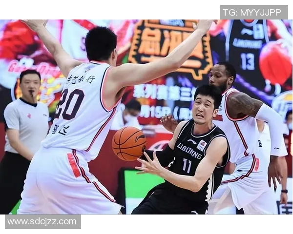 篮球明星ST的传奇之路：从少年梦想到全球瞩目的篮球巨星